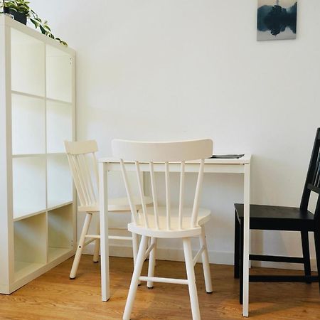 Kompaktes Apartment In Ruhiger Lage Βόλφσμπουργκ Εξωτερικό φωτογραφία
